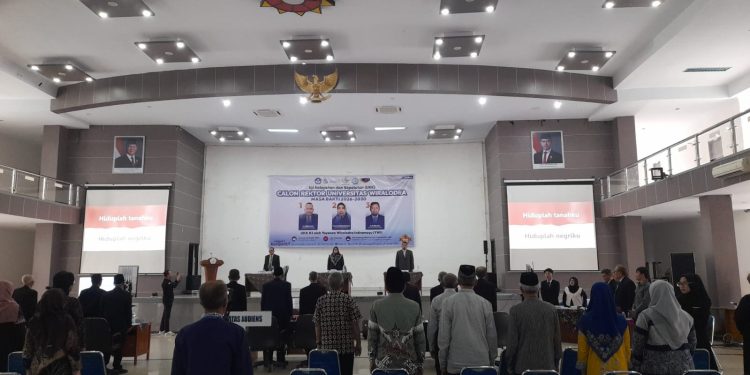 Prof. Dr. Ipong Dekawati, M.Pd Ditetapkan sebagai Rektor Unwir Terpilih Periode 2026-2030