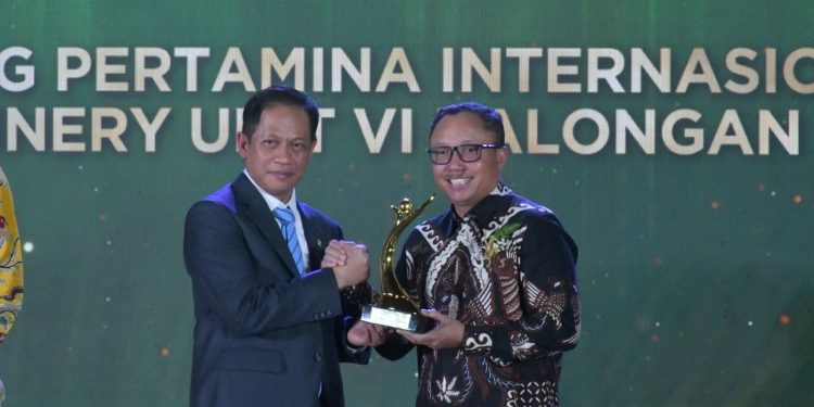 Penghargaan Tertinggi KLHK, Program BERBISIK Kilang Balongan Sukses Raih Proper Emas ke-8  