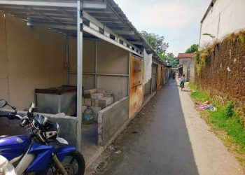 Pasar Darurat Lemahabang Kulon Resmi Berizin, Pemdes Upayakan Revitalisasi Yang Berpihak Bagi Pedagang