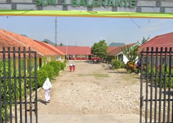 Pembangunan Paving Blok SDN 1 Balerante Direstui Dinas Pendidikan Kabupaten Cirebon 