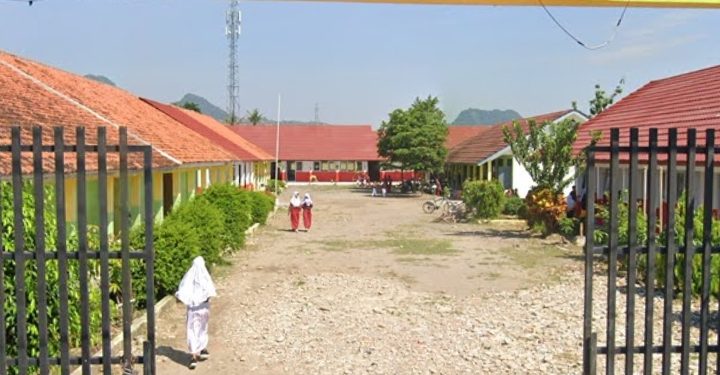 Pembangunan Paving Blok SDN 1 Balerante Direstui Dinas Pendidikan Kabupaten Cirebon 