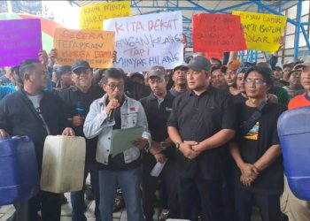Harga Solar Non Subsidi Rp30.000/Liter: Ratusan Nelayan Indramayu Menjerit