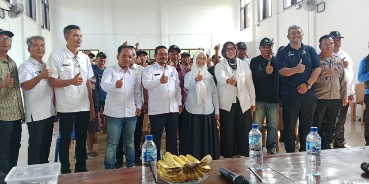 Aspirasi Program Padat Karya di Desa Jatibarang Baru Ditutup, Ratnawati: Jaga dan Pelihara agar Saluran Tetap Lancar