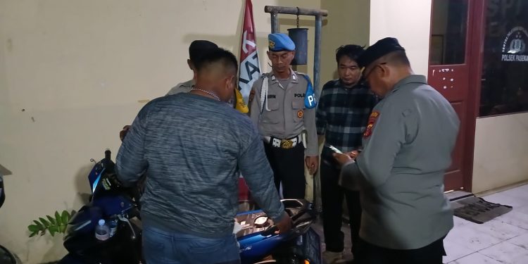 Polsek Pasekan Gelar Patroli Untuk mengantisipasi Ganghuan Dan Keamanan 