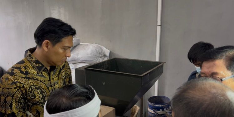 Bupati Indramayu Hadiri Rakor Pengelolaan Sampah di Bale Pakuan