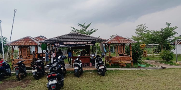 Nobar Film ‘Pesta Babi’ di Cirebon Ditolak Warga, Polisi Hentikan Acara karena Belum Kantongi Izin