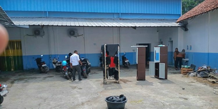 SPPG Ambit Terendam Banjir, Ribuan Penerima Manfaat Tak Terlayani – FORMASI Desak Evaluasi Seluruh Dapur MBG di Cirebon