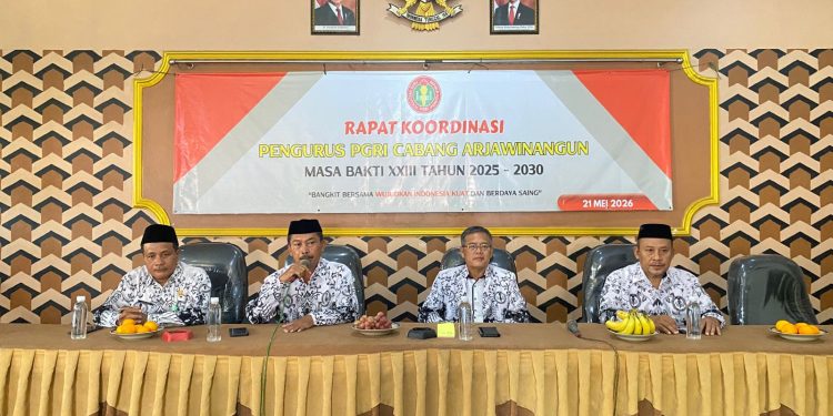Pengurus PGRI Cabang Arjawinangun Masa Bakti XXIII Tahun 2025 – 2030 Gelar Rakor Bahas Pembentukan Ranting Hingga Pembagian SK