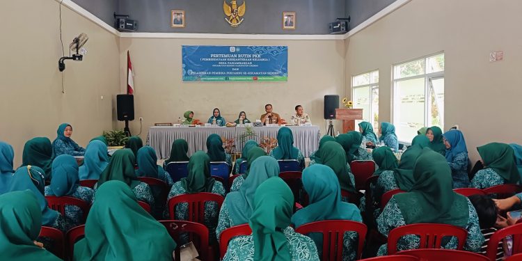 Pertemuan Rutin PKK Desa Panambangan Digelar Bersama Pelantikan Pembina Posyandu Se-Kecamatan Sedong