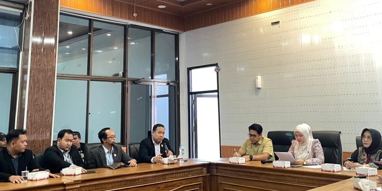 Bongkar Polemik Anggaran Jalan: DPRD – PUTR Jelaskan Pergeseran Rp85 Miliar di RDP Bersama Formasi Cirebon
