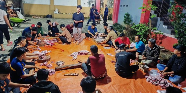 SMK Muhammadiyah Lemahabang Qurban 39 Kambing dan 1 Sapi, Prioritaskan Warga Dhuafa