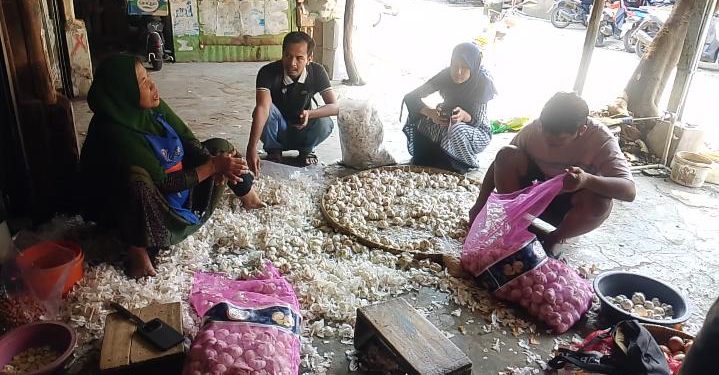 Imbas Nilai Tukar Rupiah Melemah, Harga Sejumlah Sembako di Pasar Baru Indramayu Naik