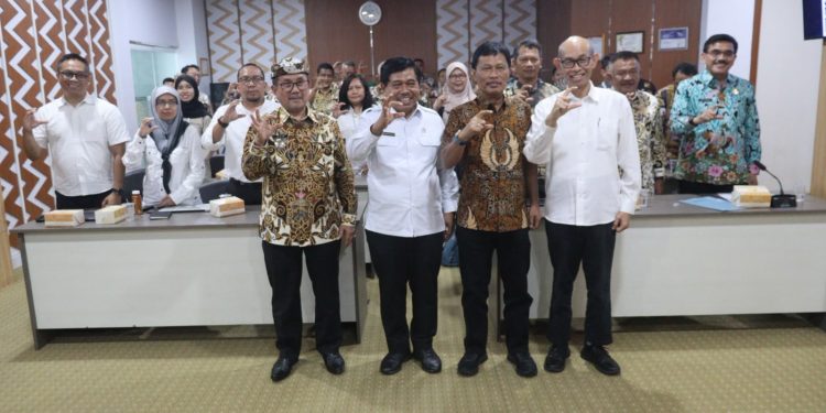Pemkot Cirebon Dukung Upaya Mitigasi Pesisir untuk Atasi Banjir Rob