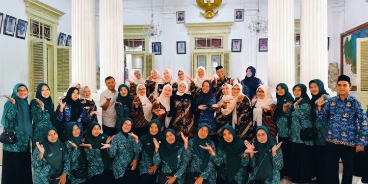 Masuk 6 Besar, TP PKK Desa Sigong Adu Program di Pendopo Bupati Cirebon Menuju Tingkat Jabar