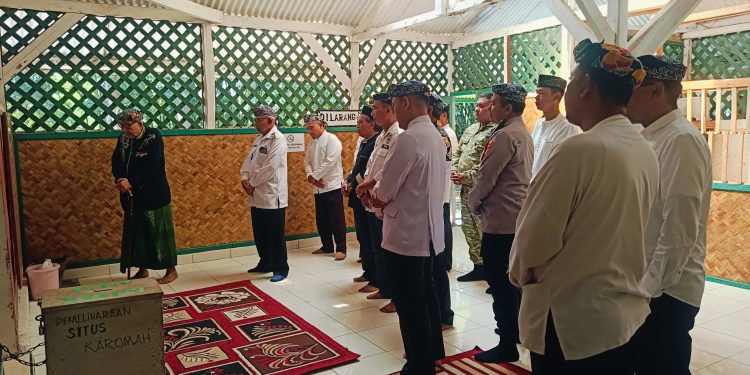 Forkopimcam Sedong & Para Kuwu Ziarah ke Makam Keramat Panyamunan, Sambut 1 Muharram 1448 H