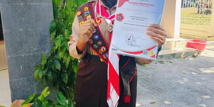 Ayunda Rohmatussalimah Siswi SMPN 1 Lemahabang Capai 4 Prestasi Sekaligus: Pramuka Penggalang Garuda hingga Atlet Karate