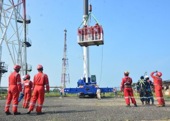 Matangkan Kesiapsiagaan, PPN Kilang Balongan Gelar Simulasi Penyelamatan Darurat di Ketinggian Flare