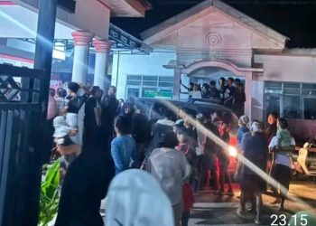 Dampak Dua Remaja Geng Motor Ditangkap Warga Kantor Desa Rusak Parah