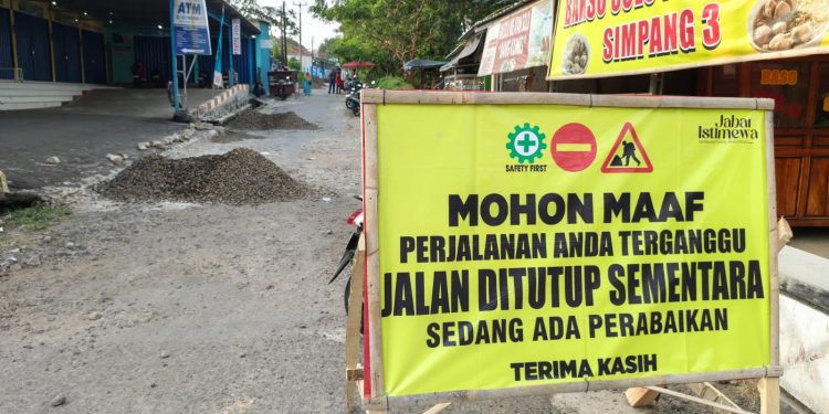 Proyek Peningkatan Jalan Cipeujeuh – Kamarang Rp744 Juta Mulai Dikebut, Siap Maksimalkan Mutu & Kualitas