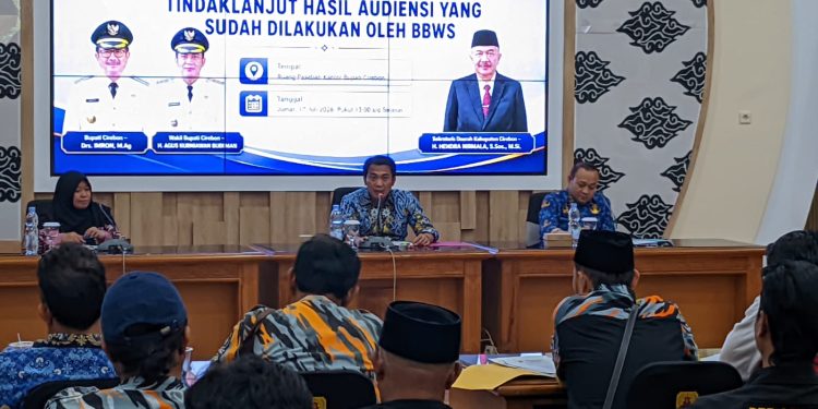 Saluran Air Pabrik PT Victory Chingluh Dipersoalkan, Pemkab Cirebon Turun Tangan Cari Solusi dan Jamin Kepastian Investasi