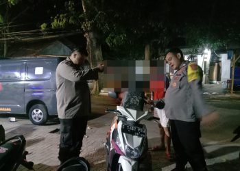 Patroli Malam , Polsek Losarang Tindak Knalpot Brong 