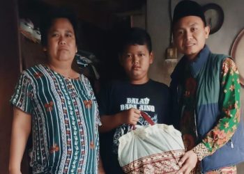 Wujud Nyata Kepedulian, UPZ Karangsuwung Kembali Salurkan Bantuan untuk 10 Anak Yatim