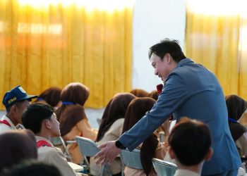 Kepala Diskominfo Indramayu Ajak Siswa Bijak Gunakan Medsos