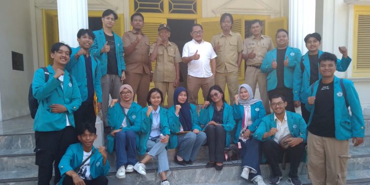 Kuwu Rochmat Hidayat, S.IP, MA, Sambut Baik Mahasiswa UGJ Laksanakan KKN