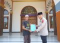 Polsek Tukdana Berikan Bantuan Pembangunan Sarana Ibadah
