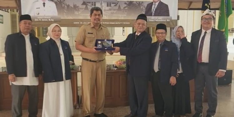 Mahasiswa UI Bunga Bangsa Cirebon Bawa AI ke Desa, 465 Peserta KPM Siap Ciptakan Program Berdampak