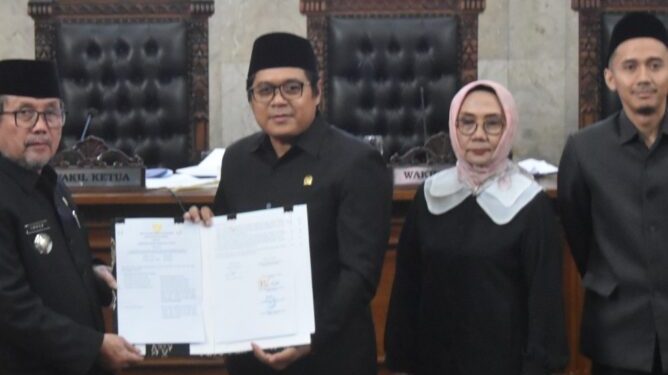 Bupati Cirebon : 2027 Kabupaten Cirebon Fokus Pada Pembangunan Infrastruktur