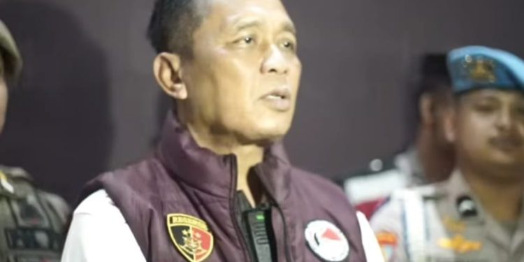 Polresta Cirebon Gerebek Tempat Hiburan Malam, Botol Miras Disita                   