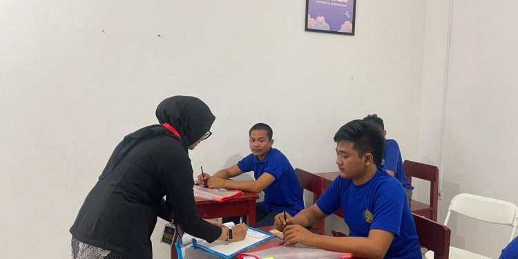 Buka Akses Belajar, Lapas Indramayu Fasilitasi Warga Binaan Raih Ijazah Setara SMP dan SMA