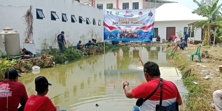 Semarak HUT ke – 81 Kemerdekaan RI, FPAKI Indramayu Gelar Baksos dan Lomba Mancing