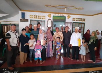 Santunan Anak Yatim Dan Jompo di Ngunjung Buyut Nyi Endang Geulis Terlaksana Penuh Kebersamaan