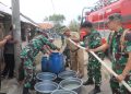 Kodim Indramayu Salurkan Bantuan Air Bersih untuk Warga di Kecamatan Pasekan