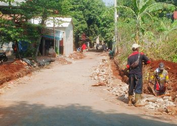 CV Seruni Jaya Abadi Mulai Kebut Peningkatan Jalan Gumulung Lebak – Sindang Kempeng Senilai Hampir 700 Juta