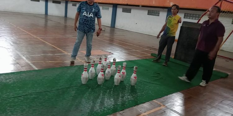Tak Biasa, Berbekal Lapangan Seadanya Atlet Bowling NPCI Indramayu Tetap Berlatih