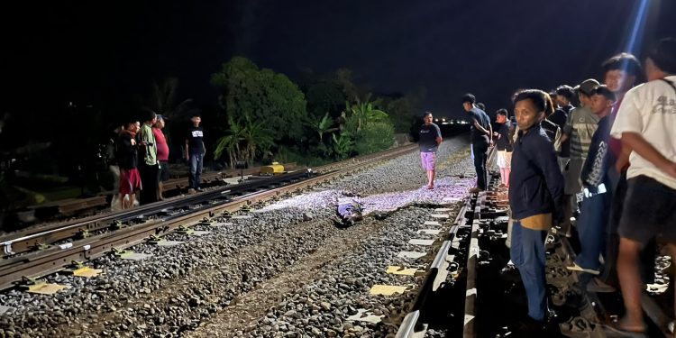 Pria di Indramayu Tertampar Kereta, Jasadnya Terpental Puluhan Meter