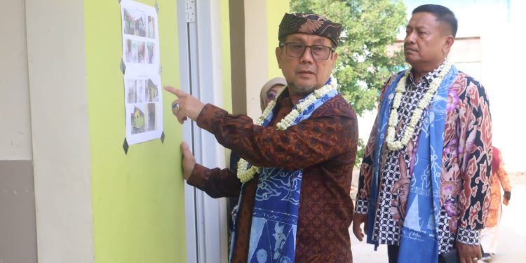 Bupati Imron Tekankan Kualitas Guru dan Digitalisasi Usai Revitalisasi Sekolah di Cirebon