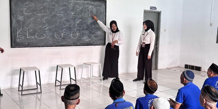 Lapas Indramayu Beri Ruang Lansia untuk Belajar dan Tetap Aktif‎